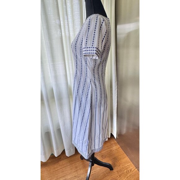 Vintage 60s dress, white, tiny blue flowers in stripes, square neckline, fitted - Picture 5 of 10